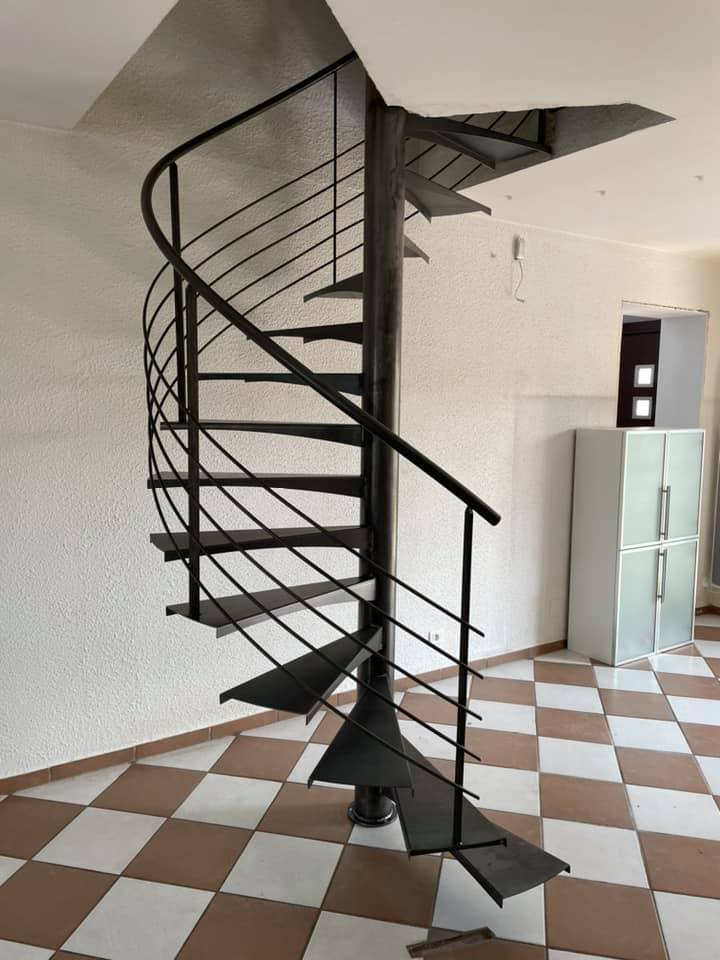 Escalier spirale métal acier